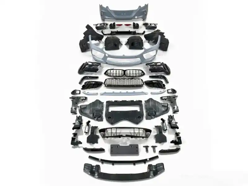 BMW X7 G07 LCI Body Kit: 2018-23 X7M Style PU Aero Parts