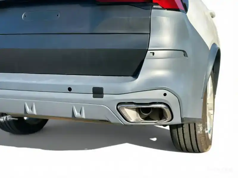 BMW X7 G07 LCI Body Kit: 2018-23 X7M Style PU Aero Parts