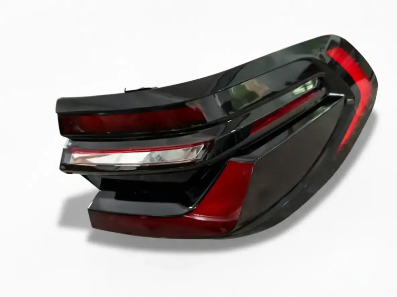 BMW X7 G07 LCI Body Kit: 2018-23 X7M Style PU Aero Parts