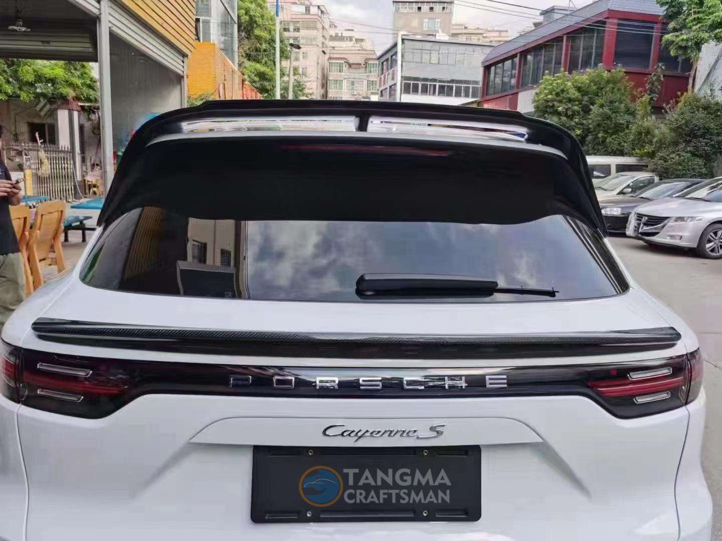 Cayenne Carbon Fiber Body Kit