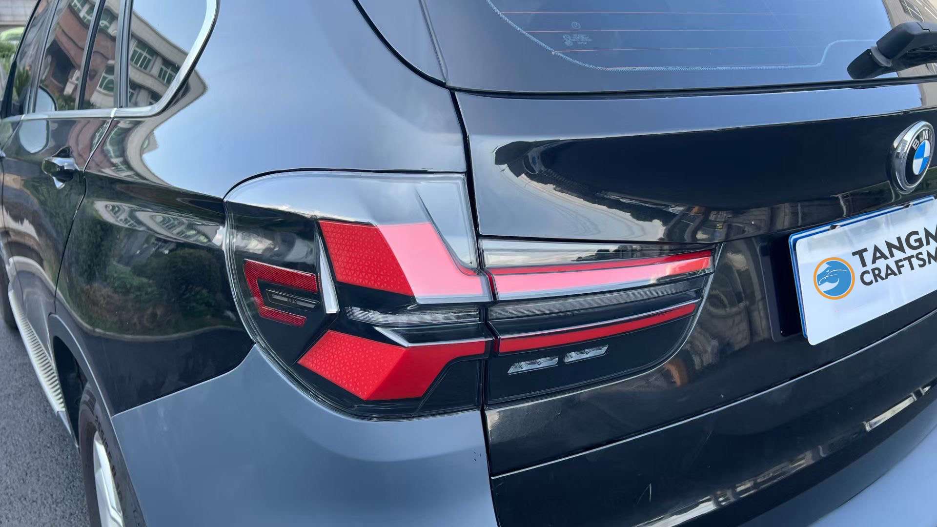 BMW X5 taillight