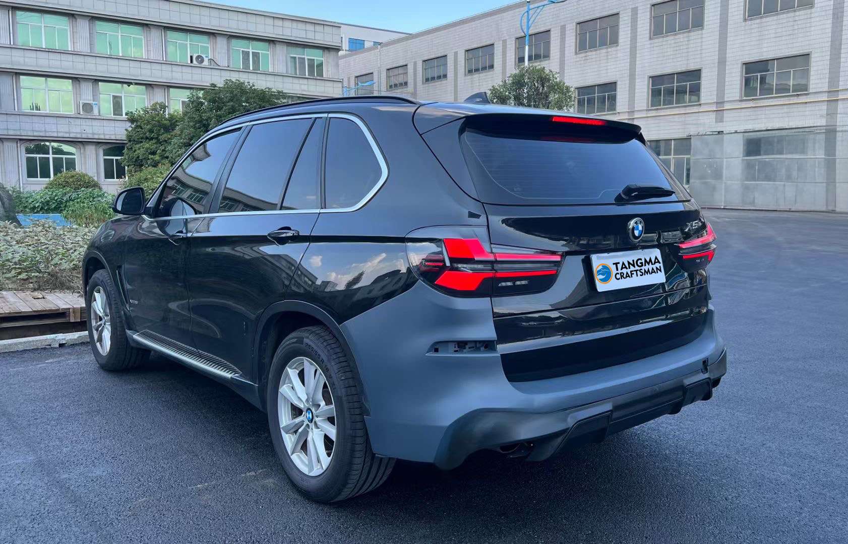 BMW X5 taillight