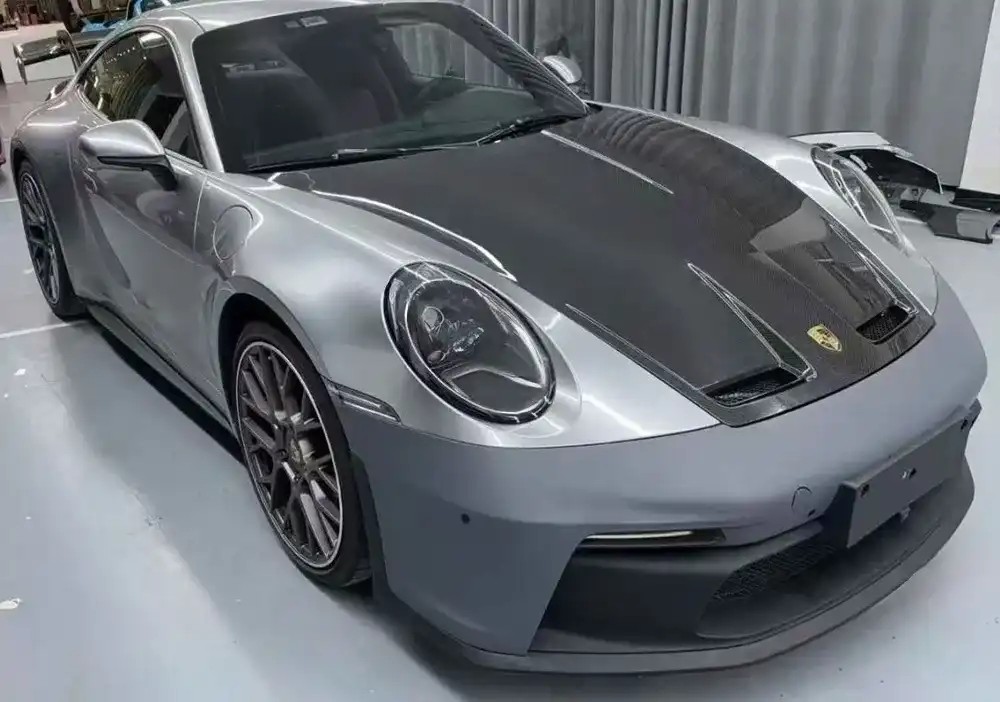 Porsche 911 dry carbon fiber modification