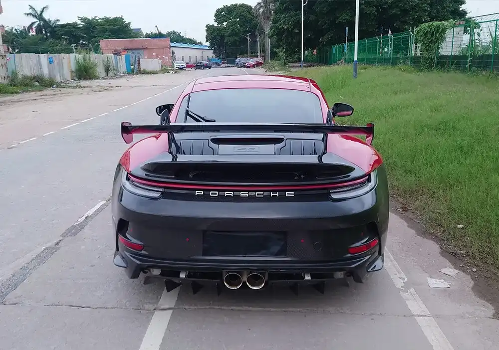 Porsche 911 dry carbon fiber modification