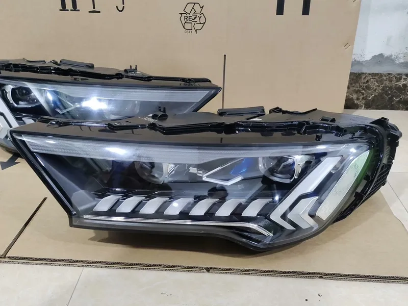 2020+ Audi Q7 Headlight Assembly Matrix LED Upgrade