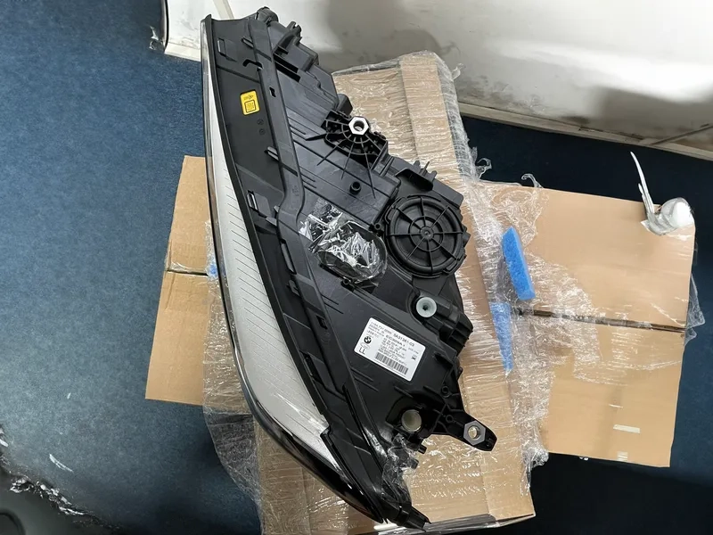 16+ BMW G12 LED Headlights Blue Frame DRL Assembly