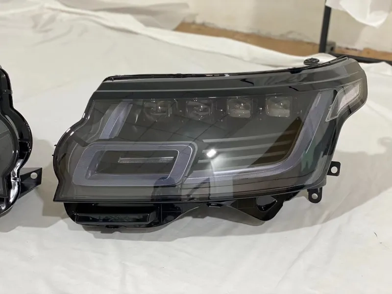 13+ Range Rover Vogue LED Matrix Headlights Upgrade