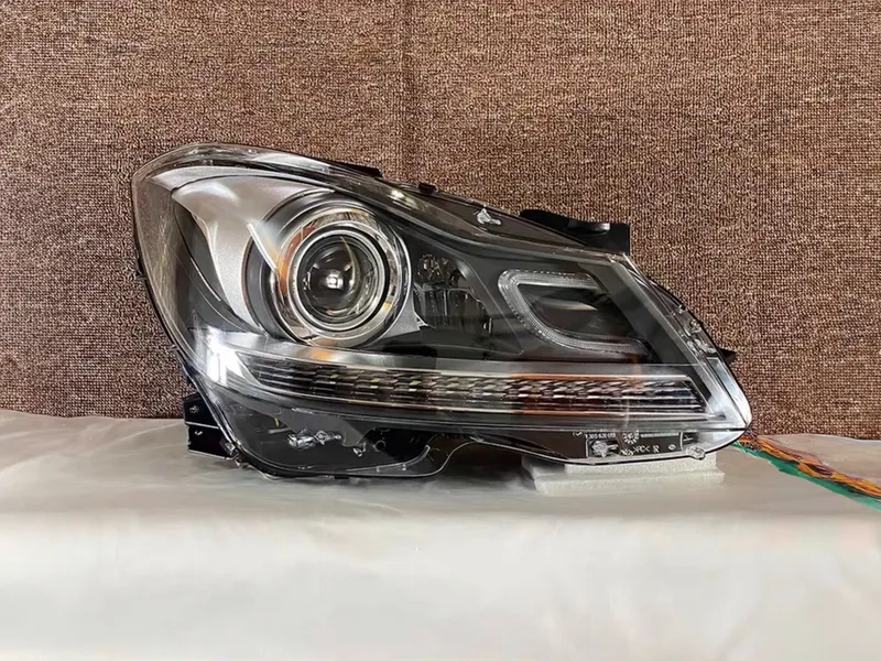 2011+ Mercedes W204 Headlights LED DRL Projector