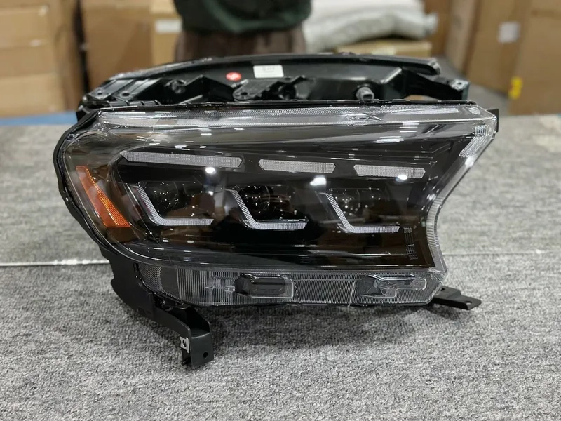 2016+ Ford Everest LED Headlight Mustang Style DRL