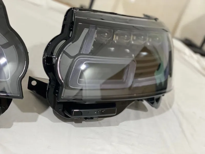 13+ Range Rover Vogue LED Matrix Headlights Upgrade