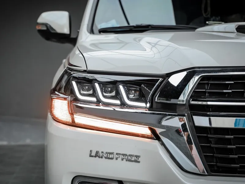 2016+ Land Cruiser Headlights LED DRL LC200