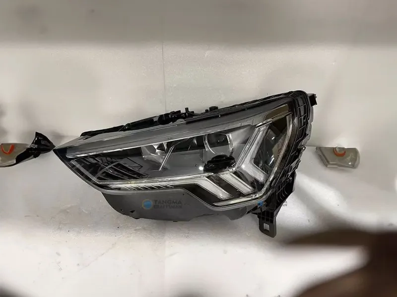 19+ Audi Q3 LED Headlight Assembly F3 Sequential