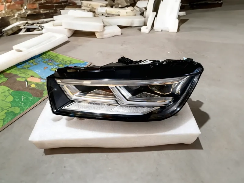 18+ Audi Q5 LED Headlights Dynamic Turn Signal