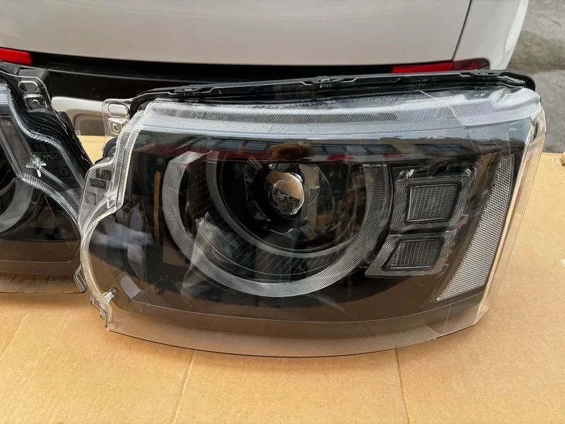 10+ Discovery 4 LED Headlight Defender Style