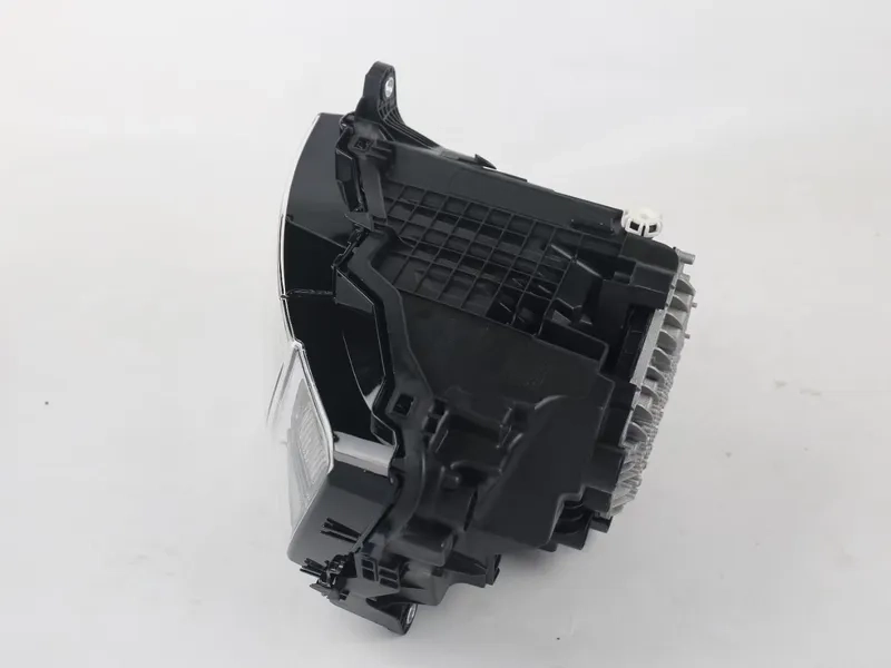 20+ Land Rover Defender Matrix Laser Headlights