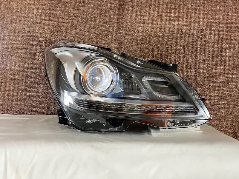 2011+ Mercedes W204 Headlights LED DRL Projector