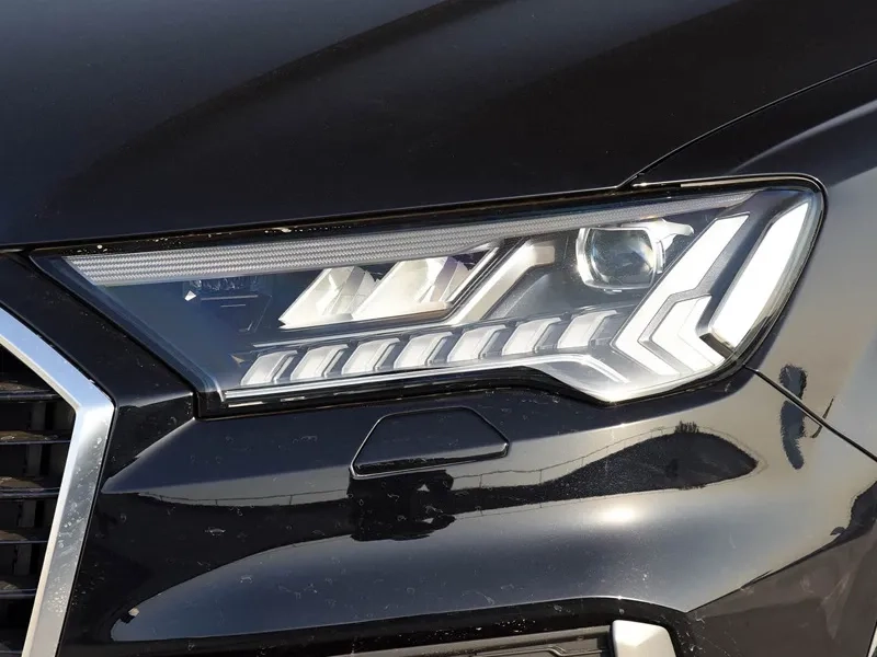 2020+ Audi Q7 Headlight Assembly Matrix LED Upgrade