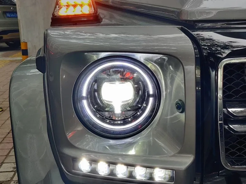 07+ G-Class LED Headlights W463 Upgrade DRL