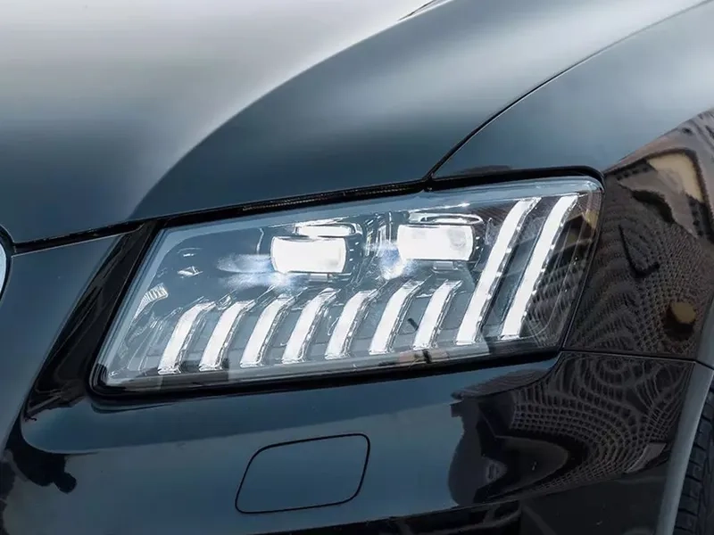 2013+ Audi Q3 LED Headlights Sequential Signal