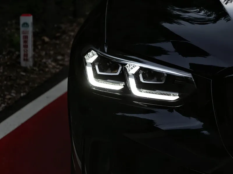2018+ BMW X3 LED Headlight Assembly Blue DRL G08