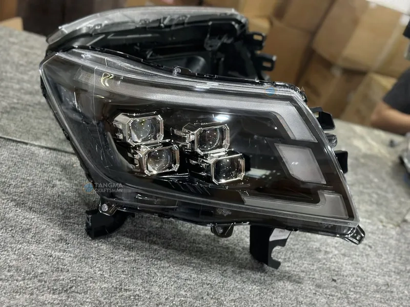 2014+ Nissan Navara NP300 LED Headlights DRL Sequential