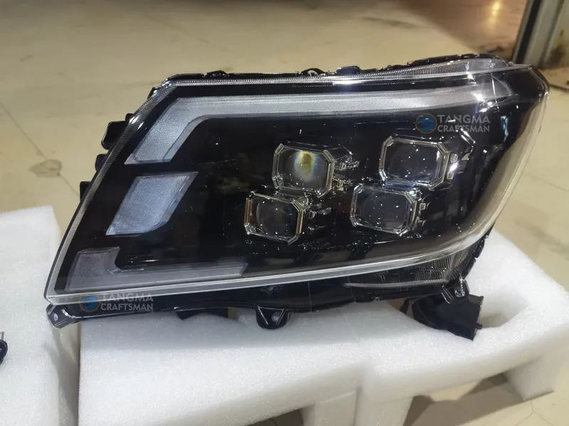 2014+ Nissan Navara NP300 LED Headlights DRL Sequential