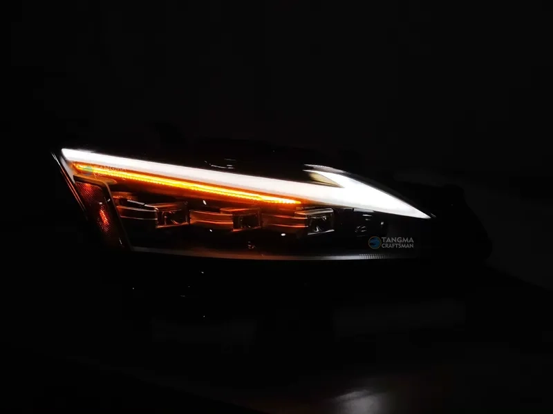 2011+ Lexus CT200h LED Matrix Headlights Sequential