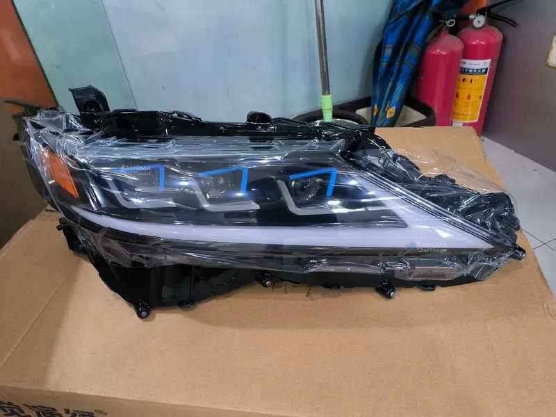 2018+ Toyota Camry Headlight Assembly LED DRL Signal