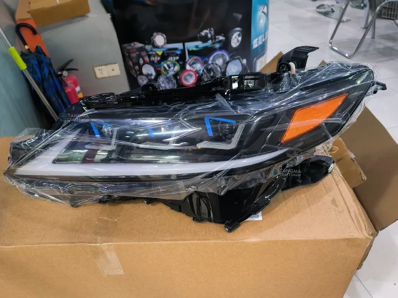 2018+ Toyota Camry Headlight Assembly LED DRL Signal