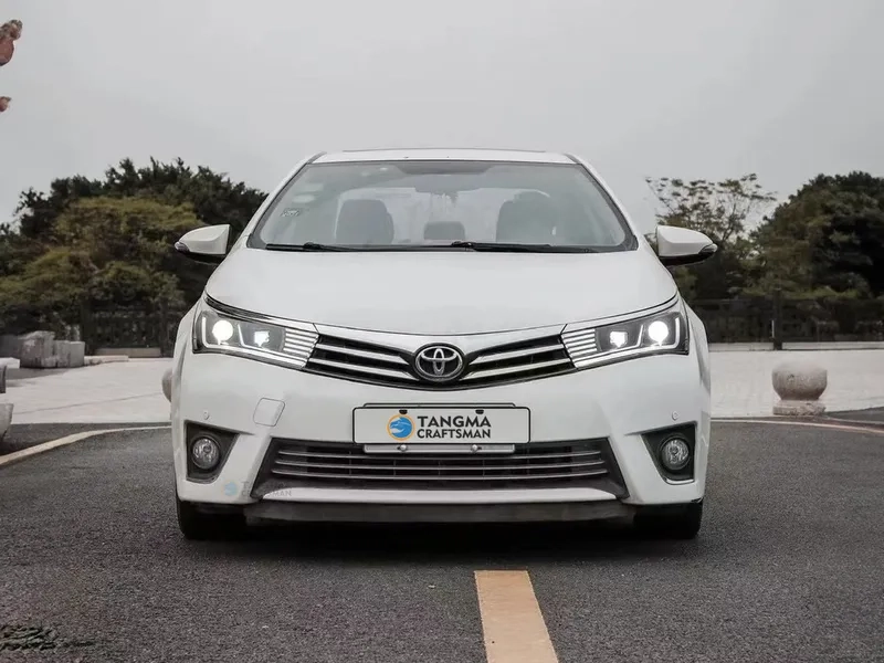 2014+ Toyota Corolla Headlight Assembly LED DRL Lens