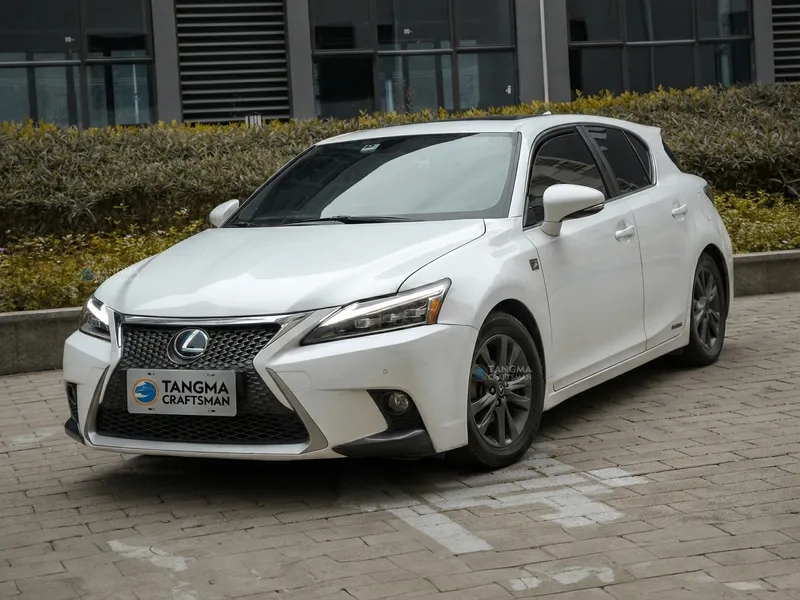 2011+ Lexus CT200h LED Matrix Headlights Sequential