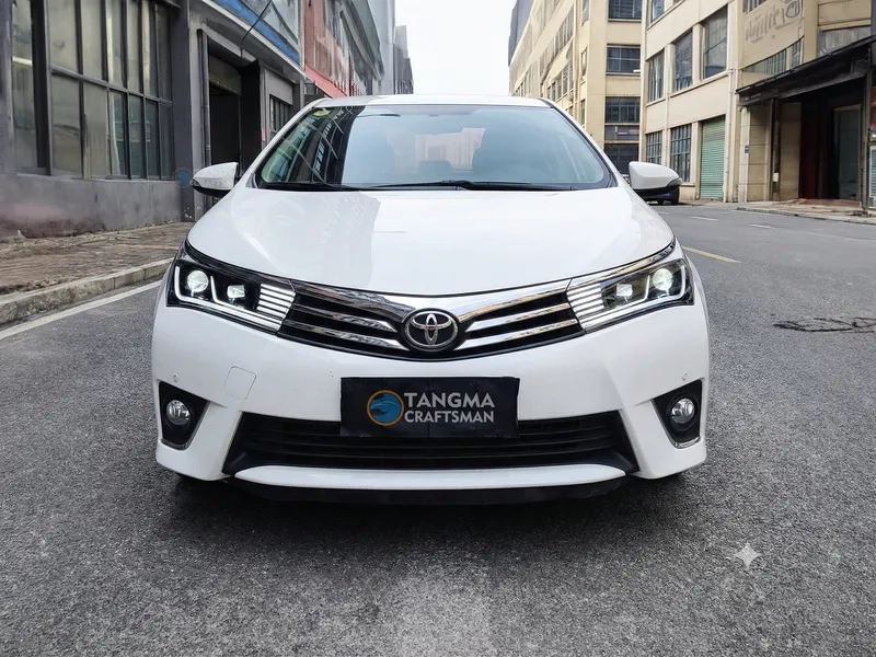 2014+ Toyota Corolla Headlight Assembly LED DRL Lens